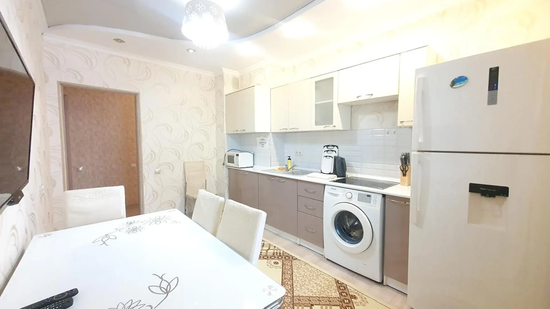 2 2Х Комн Кв С 2Мя Кроватями И Раскладным Диваном В Центре Nur-Sultan  0*, Nur-Sultan (Astana) Kazakhstan